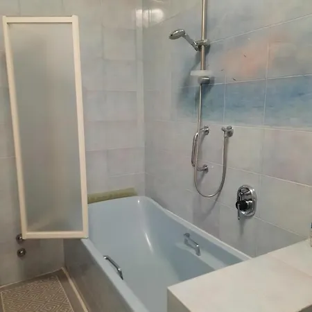 Novella * נגראר